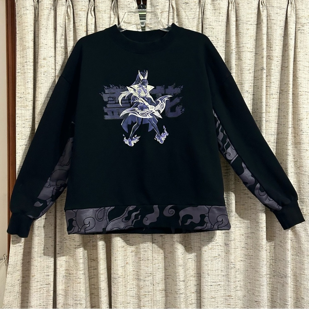Riot Games League of Legends Spirit Blossom Vayne Crewneck Sweatshirt - Medium